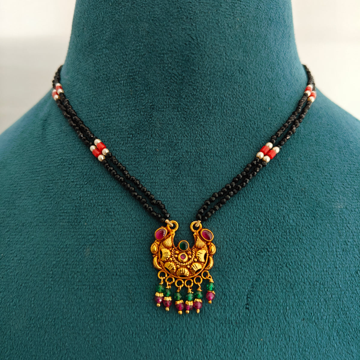 92.5 silver Black Beads with fixed nakshi locket -RCH1378