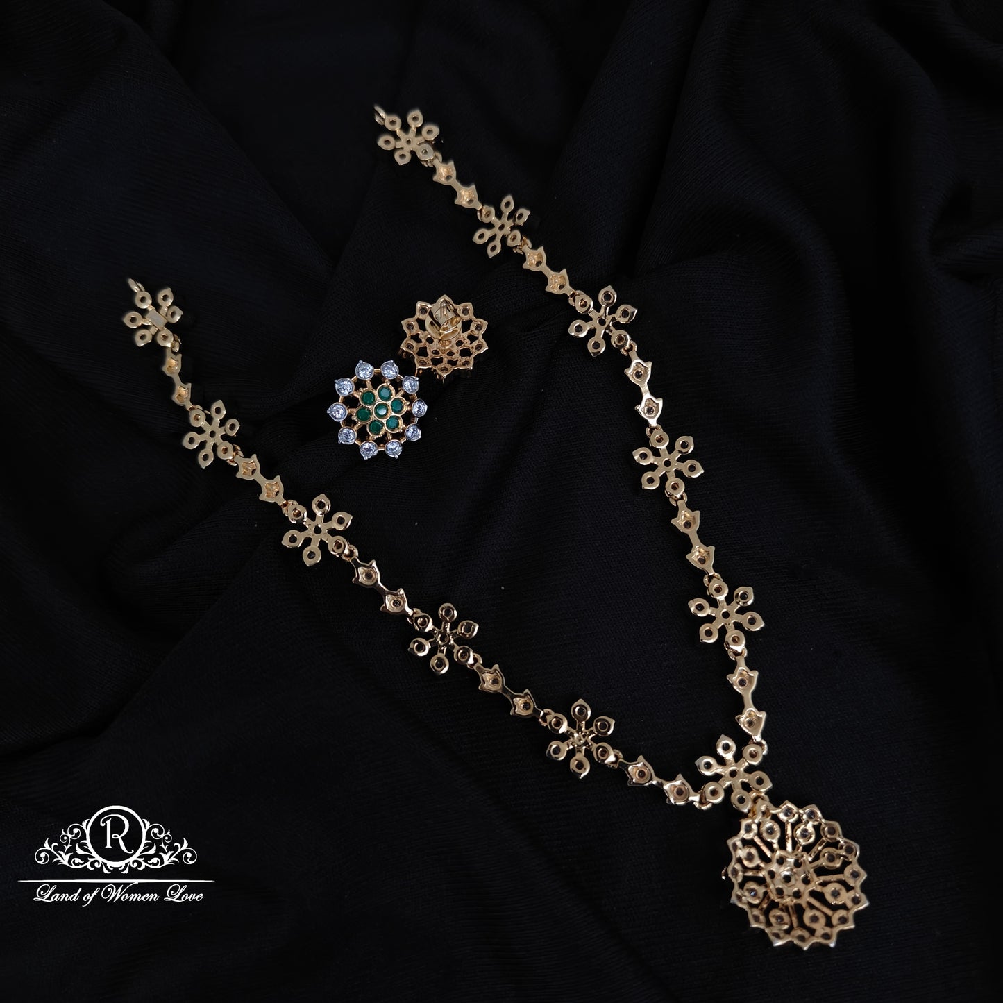 92.5-SILVER DIAMOND FINISHING NECKLACE WITH EARRINGS-RCZ1093