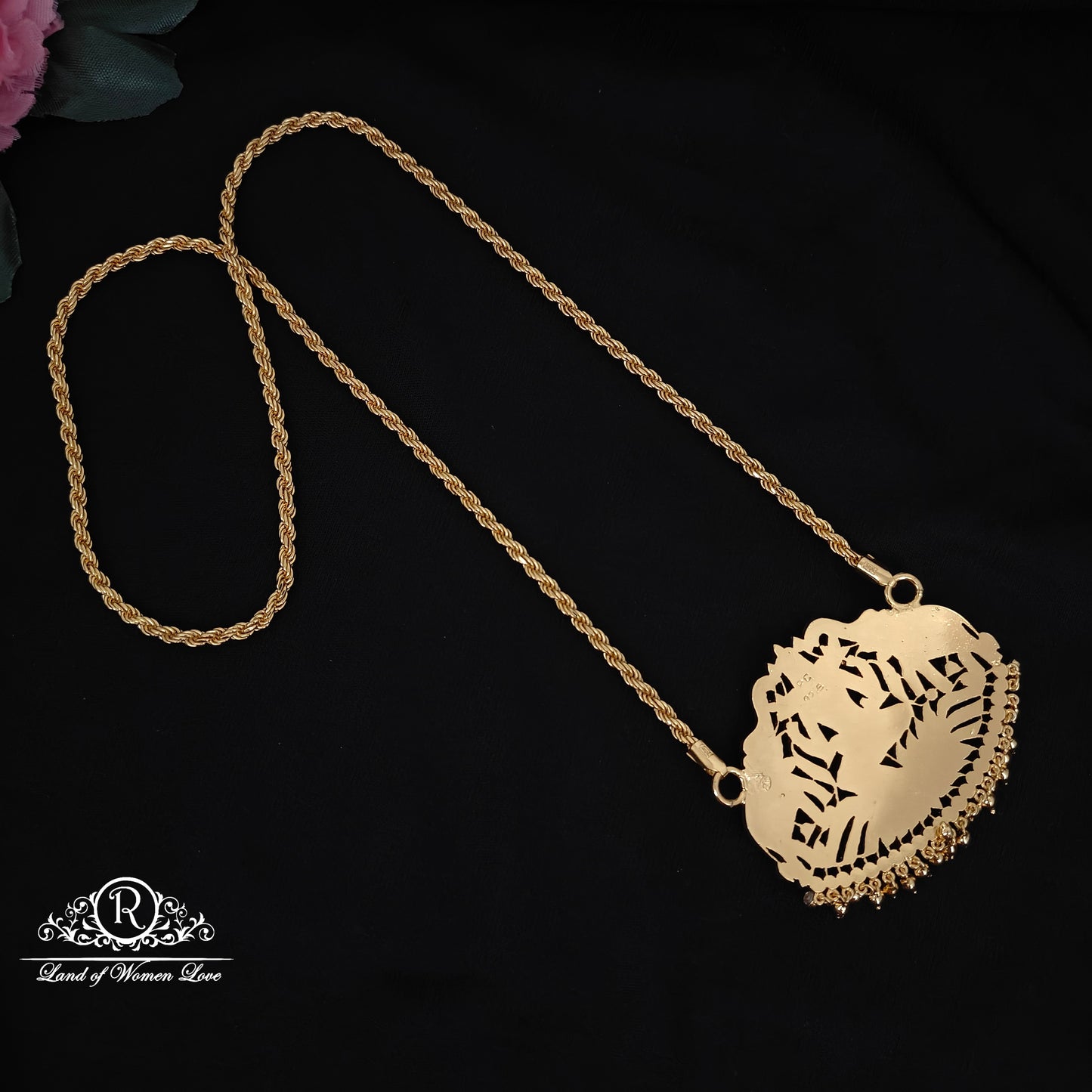 92.5 SILVER CHAIN WITH LAKSHMI DEVI LOCKET -RCK303