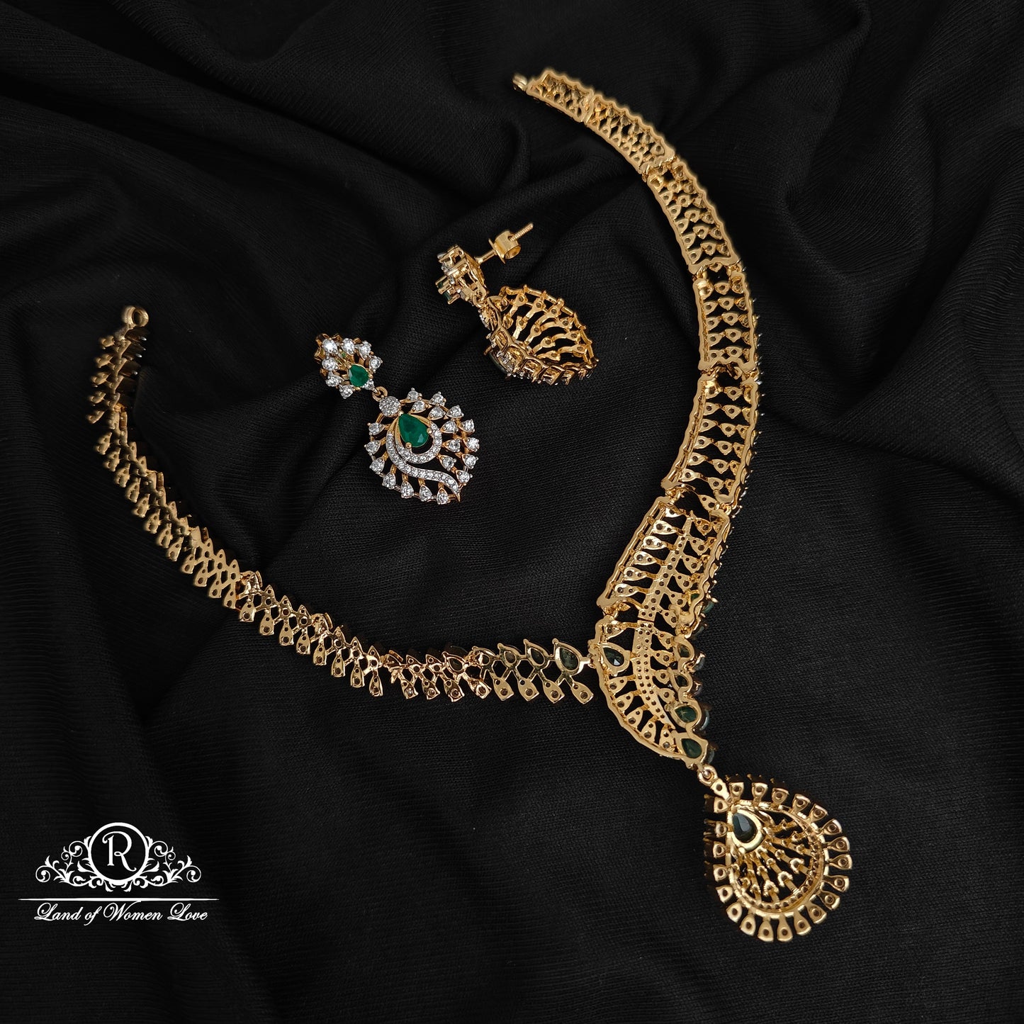 92.5-SILVER DIAMOND FINISHING NECKLACE WITH EARRINGS-RCZ1087