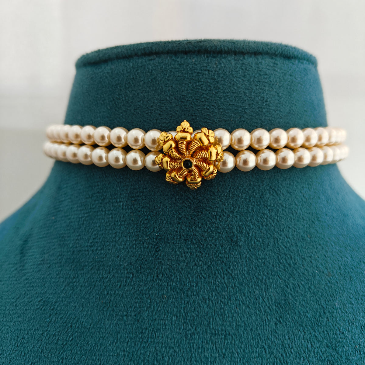 92.5 silver flower design pendant with pearls chocker-RCH1380