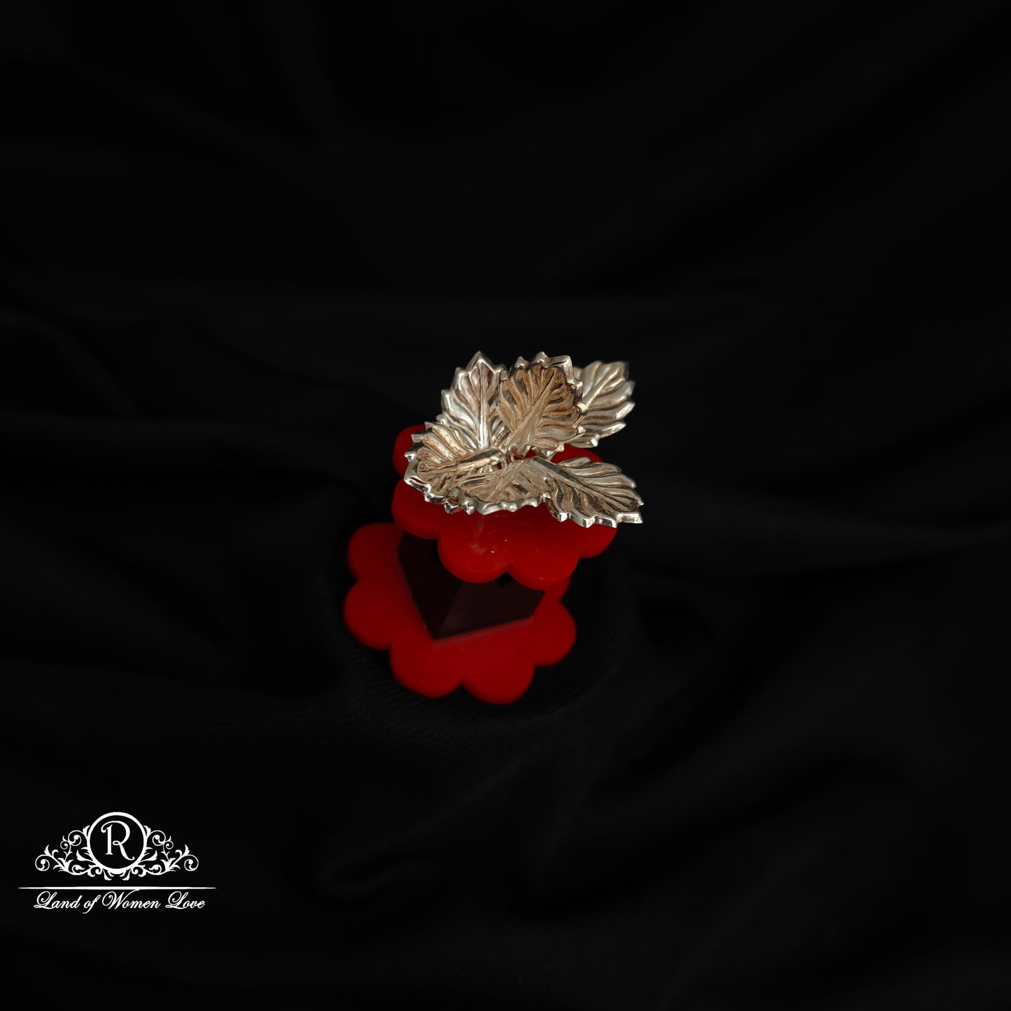 SILVER TULSI PLANT-RCRSS050