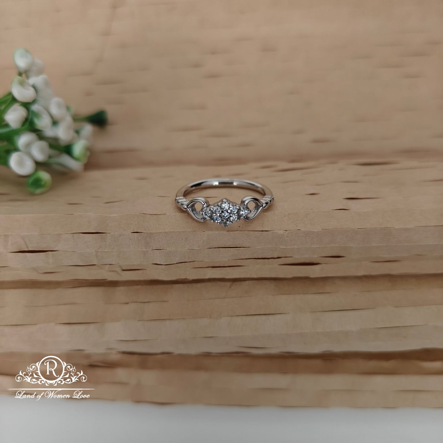 92.5 SILVER FANCY FINGER RING -RCG335