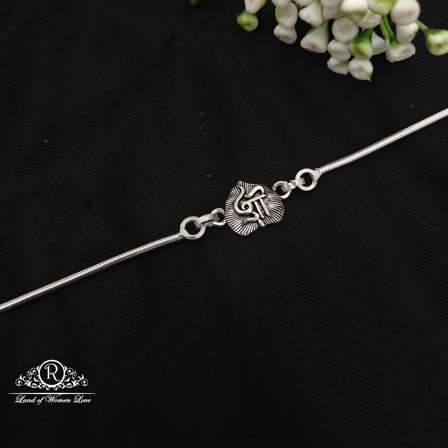 Silver -Rakhi-RC012