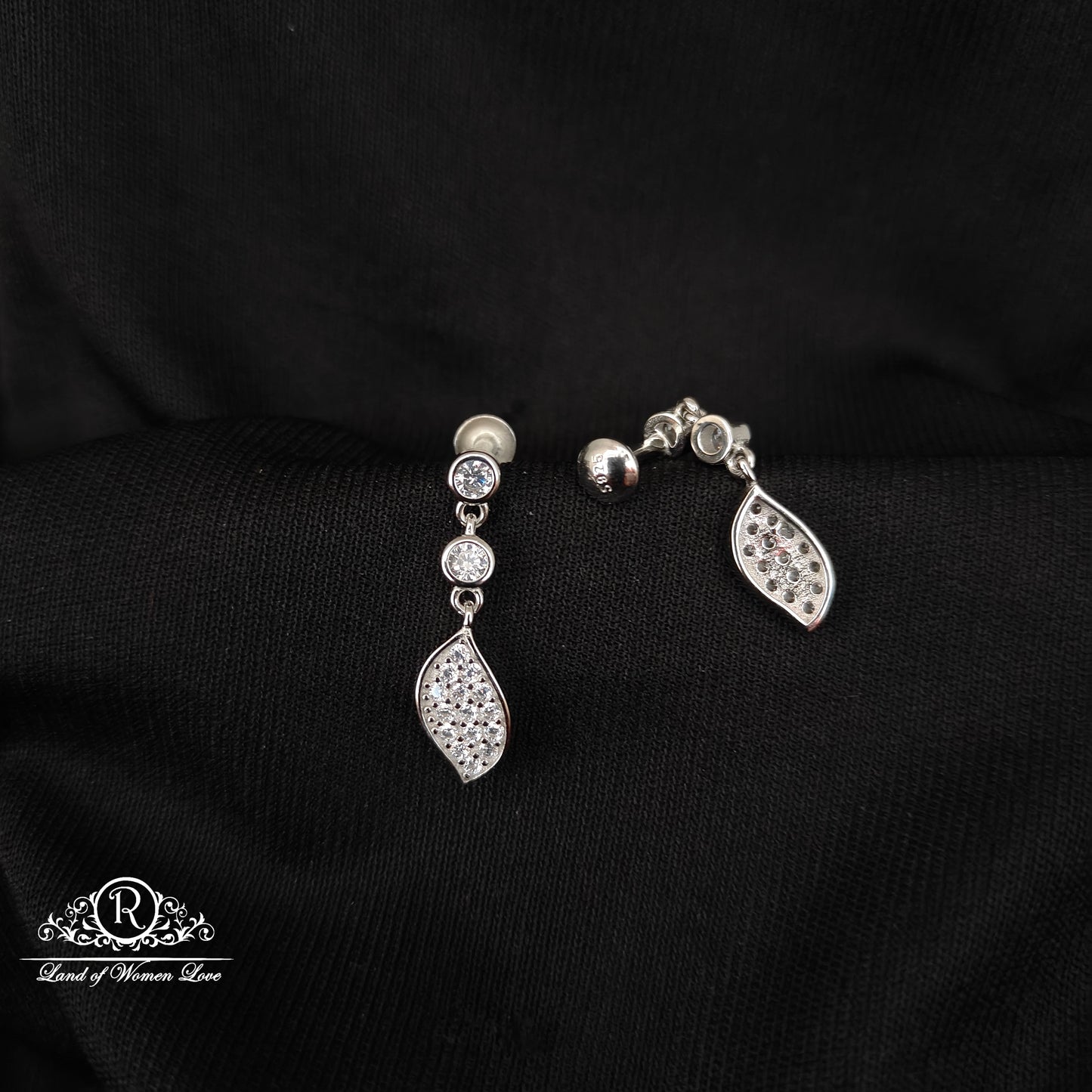 92.5 SILVER EARRINGS-RCG322