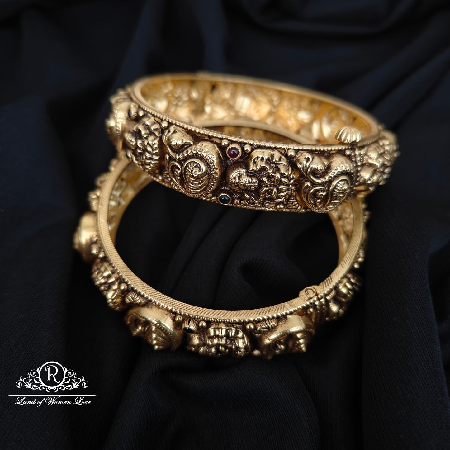 92.5 SILVER LAKSHMI DEVI PEACOCK DESGIN BANGLES-RCM1424