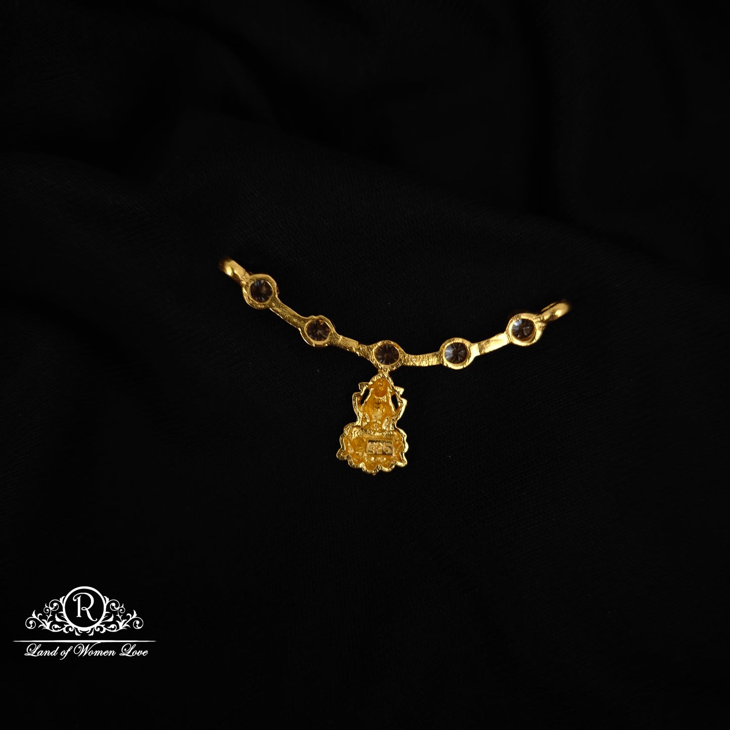 92.5 SILVER LAKSHMI DEVI WHITE STONE MALA LOCKET -RCM1383