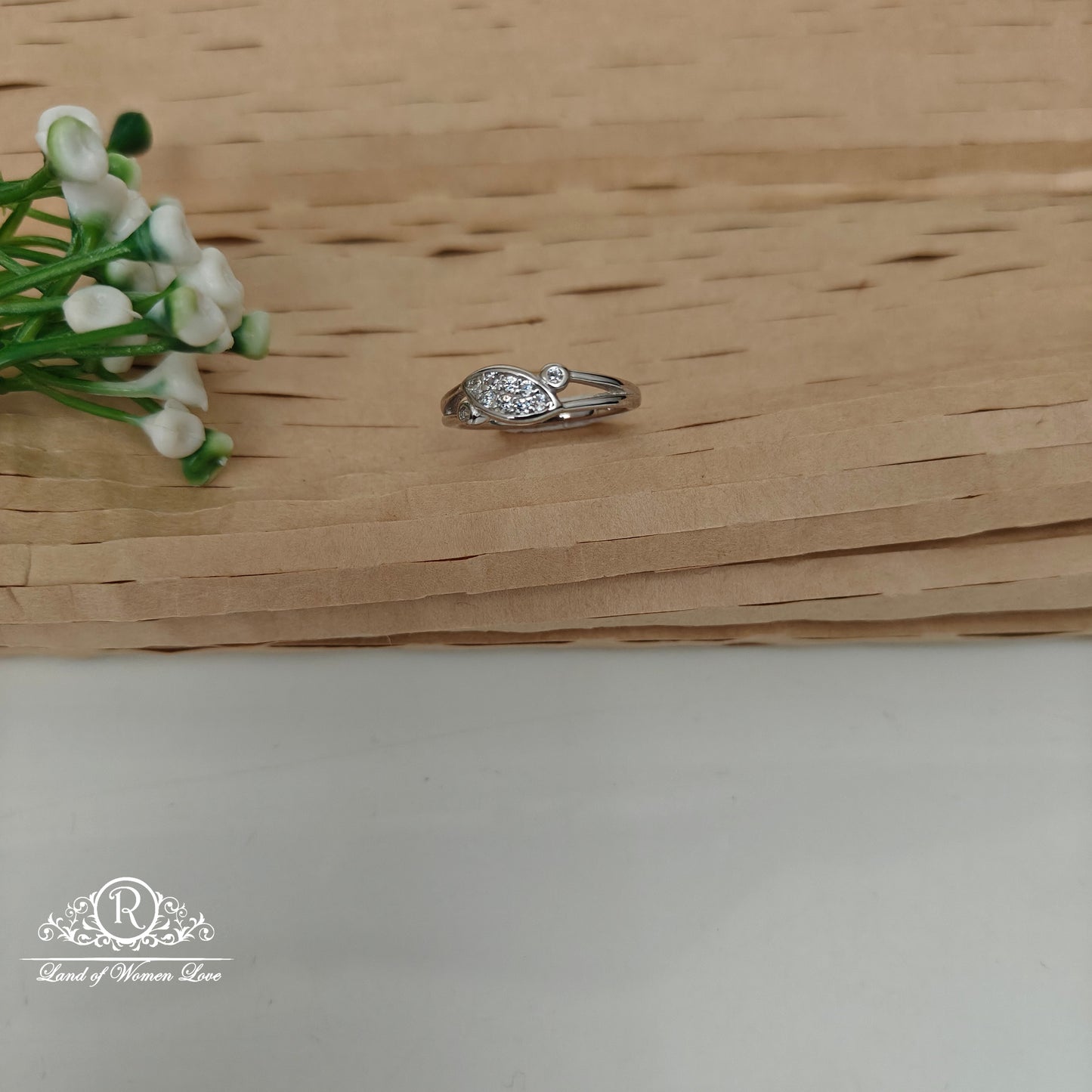 92.5 SILVER FANCY FINGER RING -RCG339