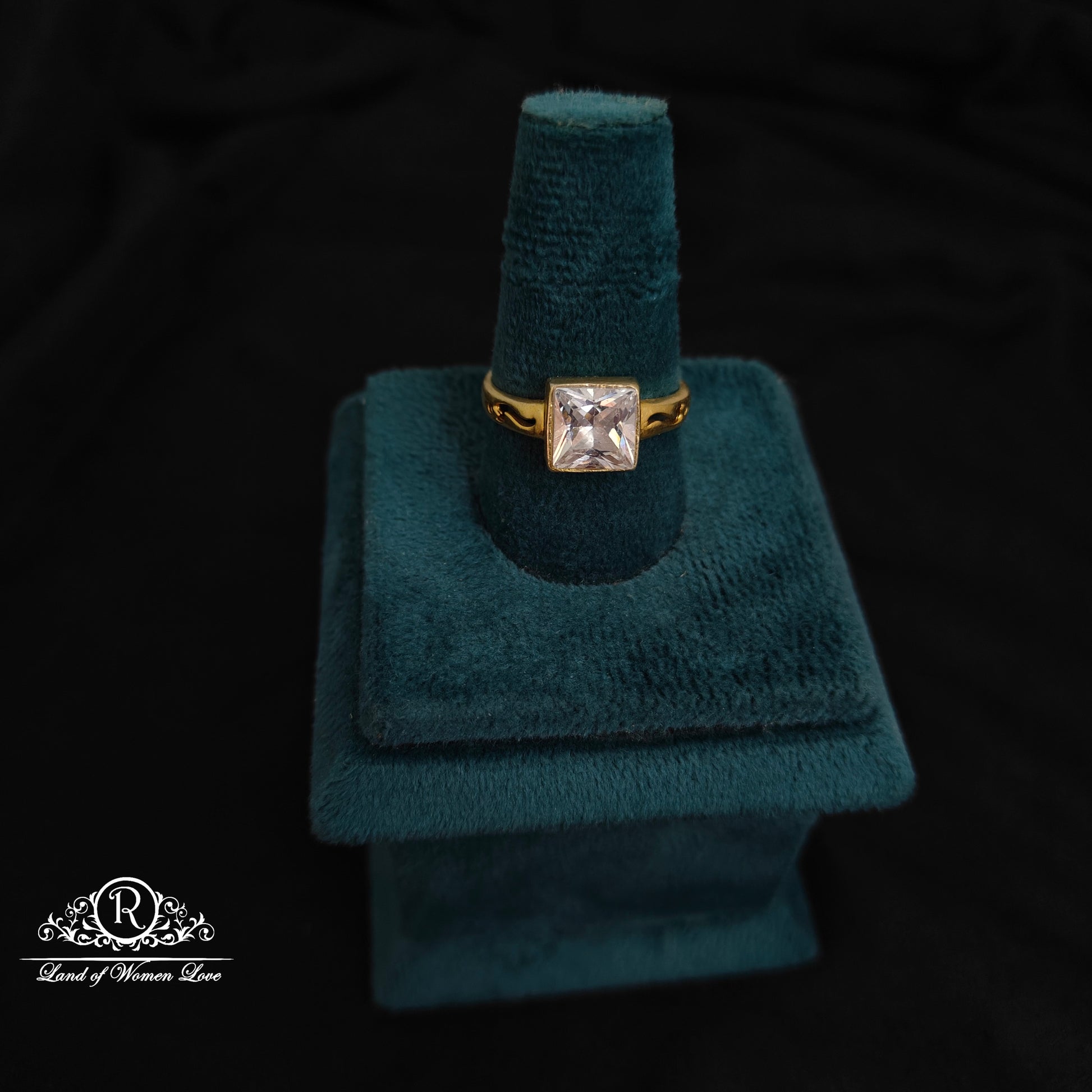 ring 92.5 silver white stone ring-rct336 92.5 silver ramala jewelry / ramala collections