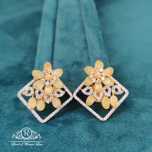 stud flower design silver studs-rc85-110cp05 92.5 silver ramala jewelry / ramala collections