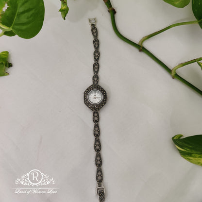 Beautiful silver watch with rhodium polish"8-RCH440