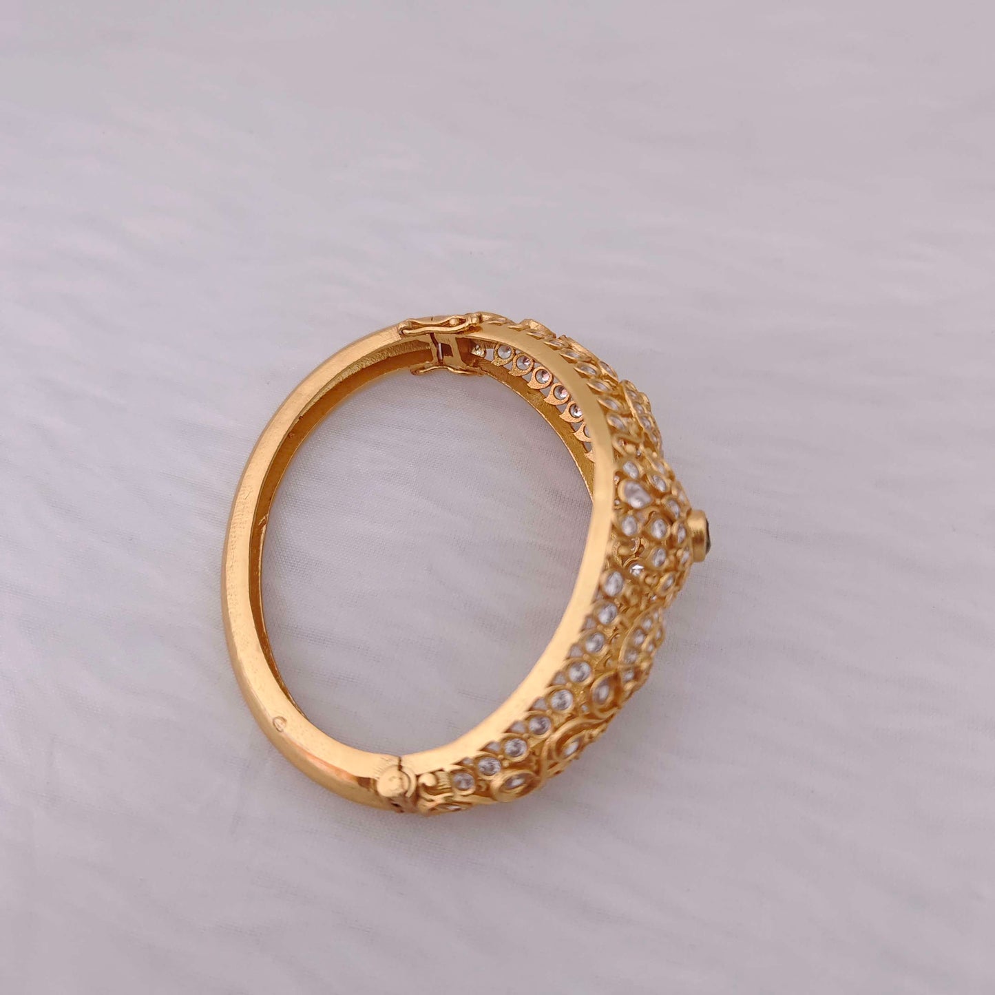 Silver white stone kada-RCC152