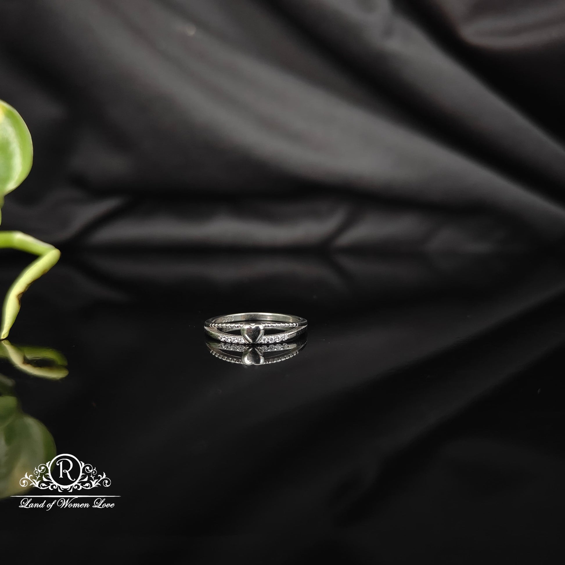 ring silver rodhium polish finger ring-rcra73 92.5 silver ramala jewelry / ramala collections