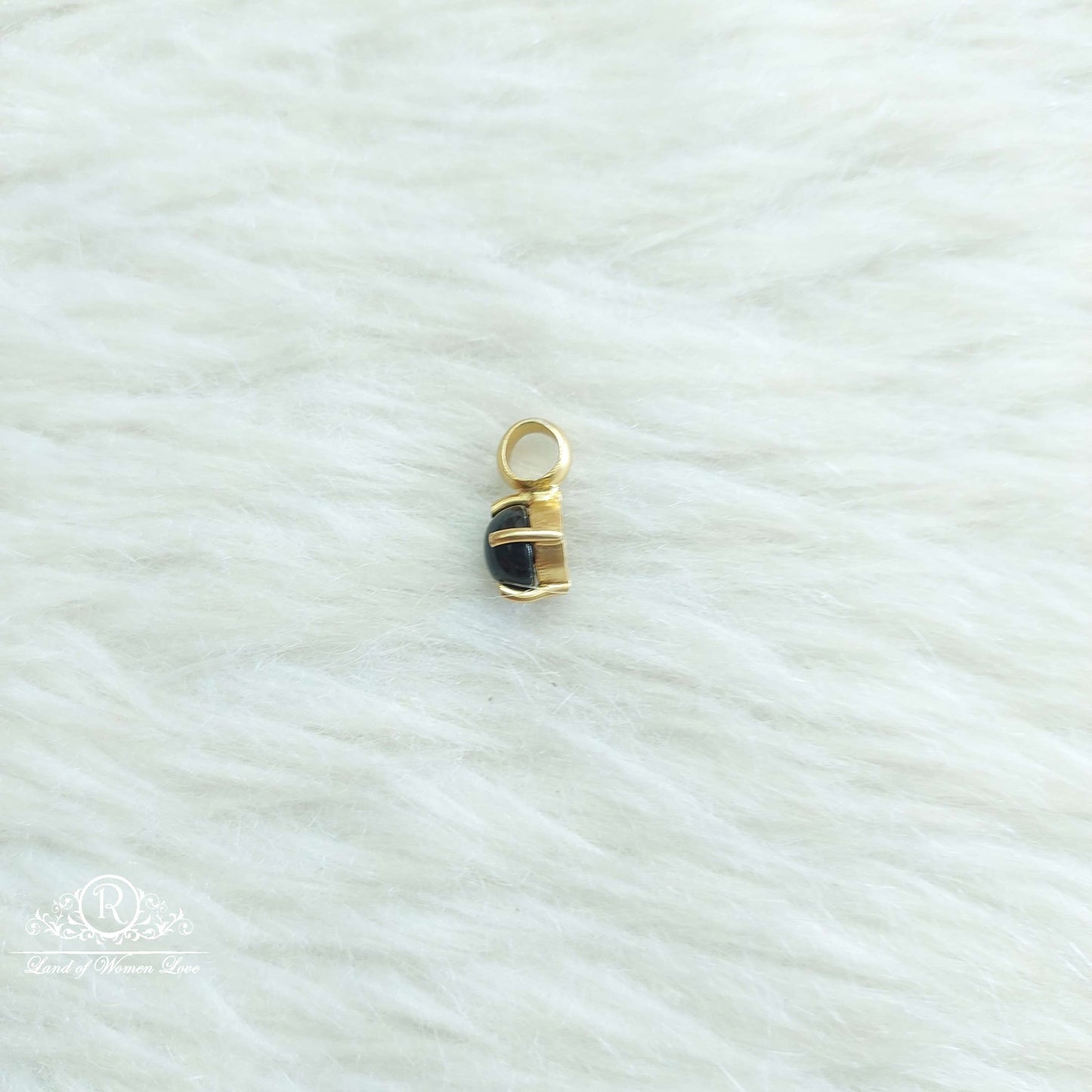 Silver Small Black Stone Locket-SA570