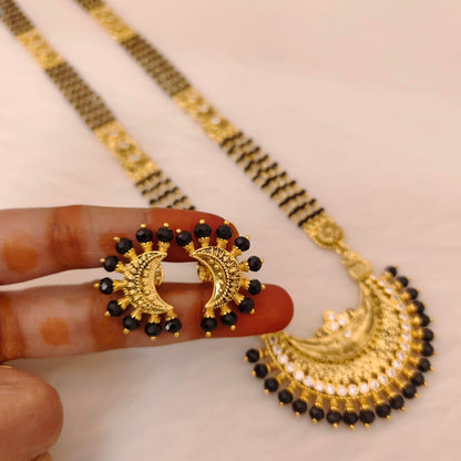 Silver black beads chain with locket - RCD434