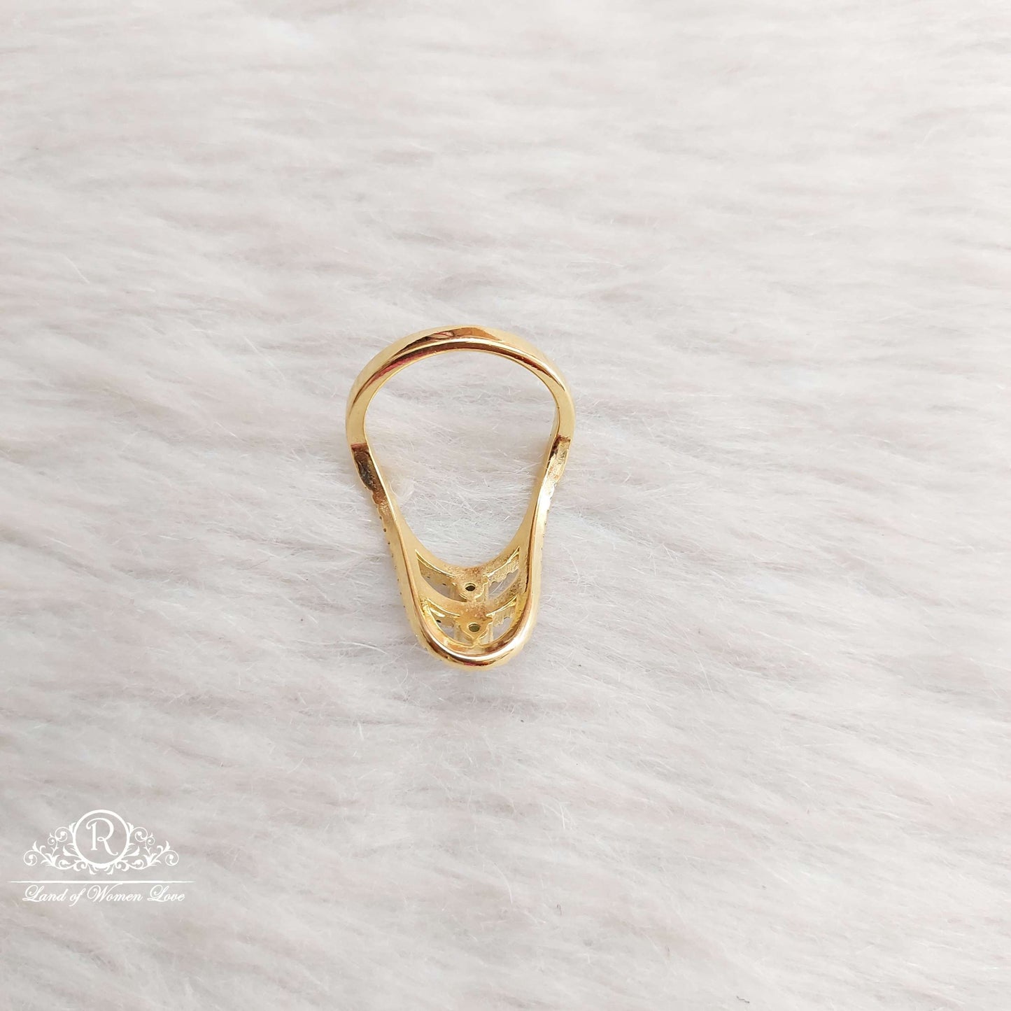 Silver Green Stones Finger Ring-SA127