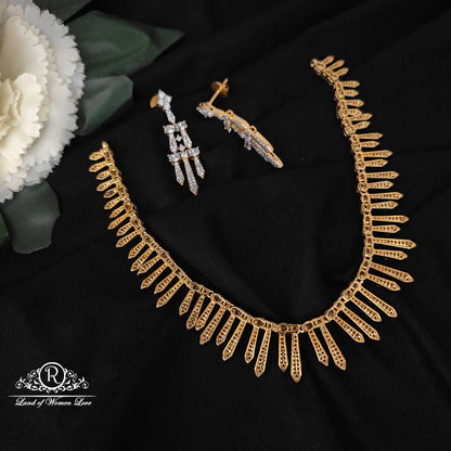 Silver diamond finishing necklace -RCM091243