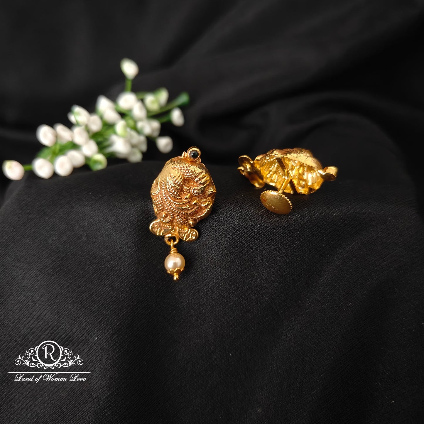 92.5 silver simple and Cute earrings with peacock design -RCZ79