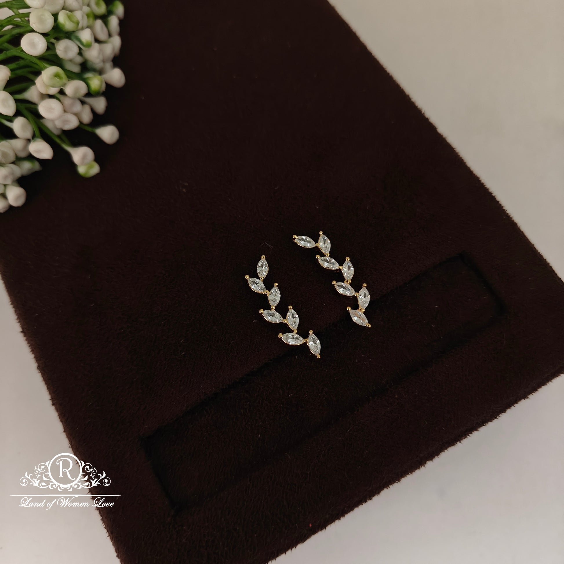 earrings 92.5 silver simple and cute earcuffs with white stones -rct344 92.5 silver ramala jewelry / ramala collections