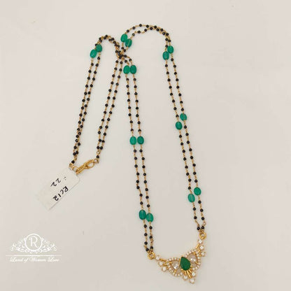 Simple and cute black beads with beautiful pendant "22-RCH423