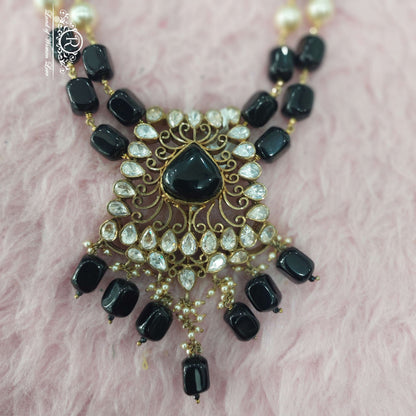 Silver Pearls With Black Beads Haram-H086