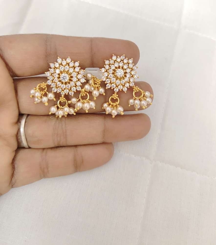 Silver White Stones With Pearls Design Earrings Matching Locket-JR179JR180