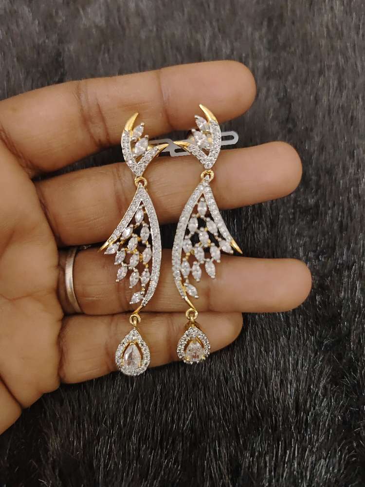 Silver CZ- White Stones Earrings-JR202