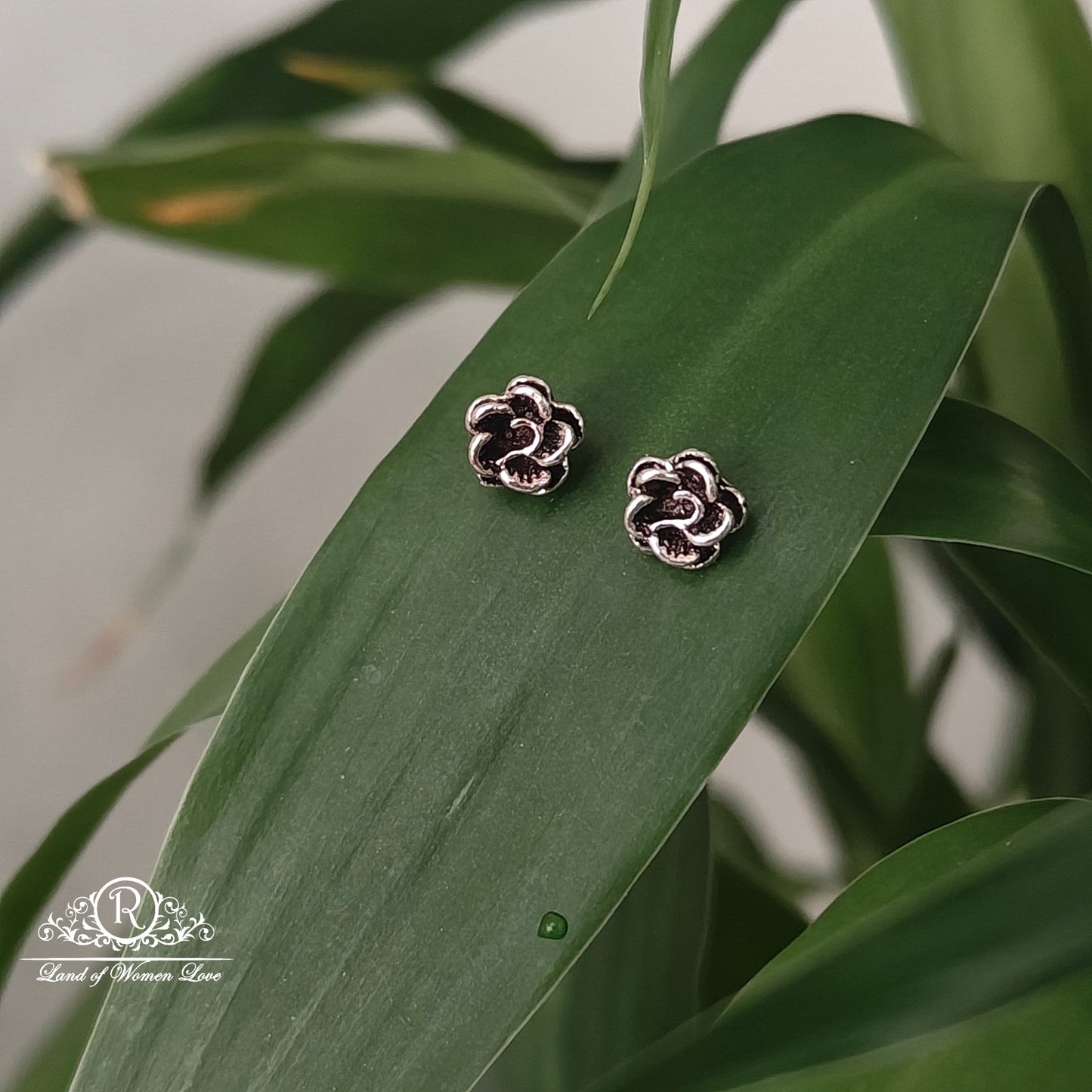 stud silver fancy antique flower design kids earrings -rchs9 92.5 silver ramala jewelry / ramala collections