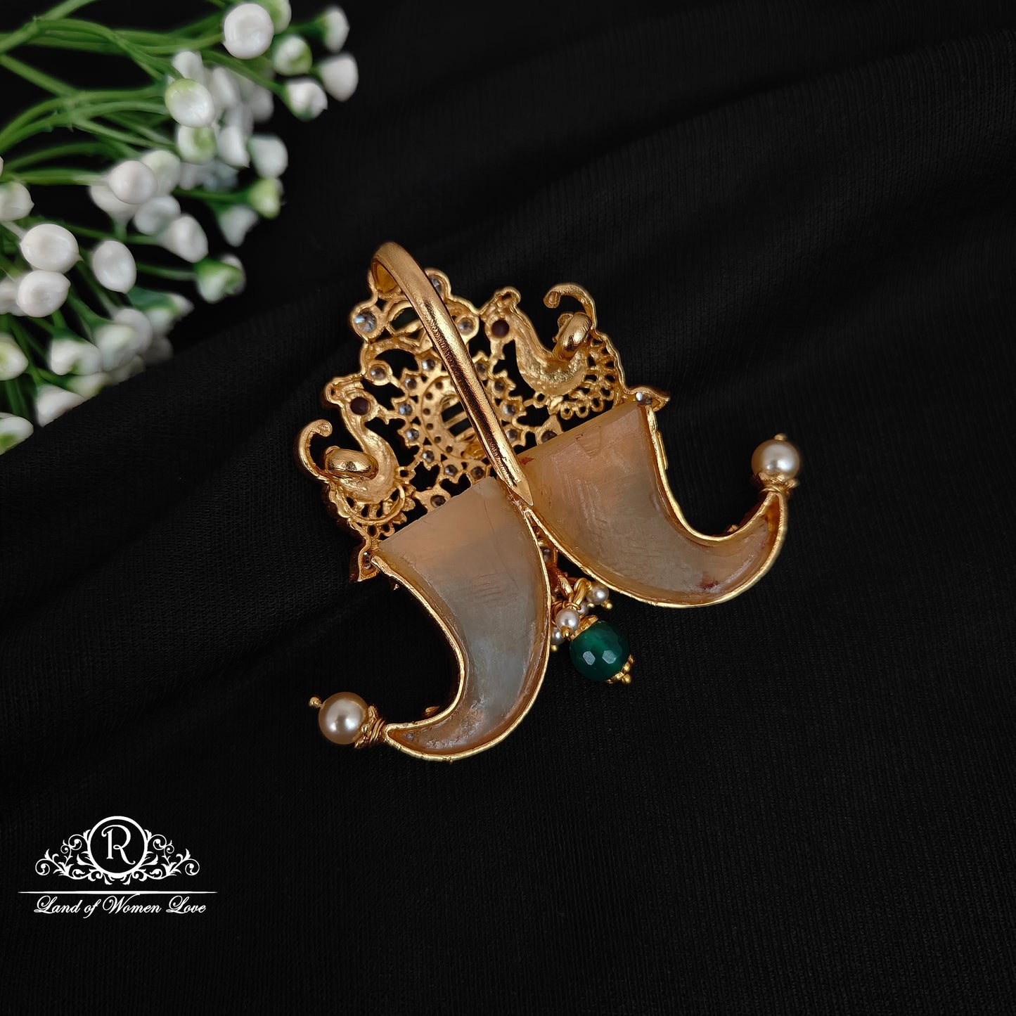 92.5 silver simple and Cute tiger nail pendant with peacock design -RCJR883