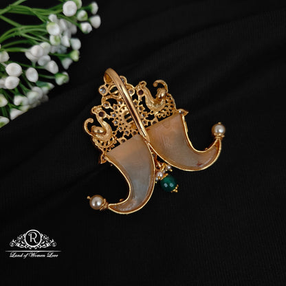 92.5 silver simple and Cute tiger nail pendant with peacock design -RCJR883