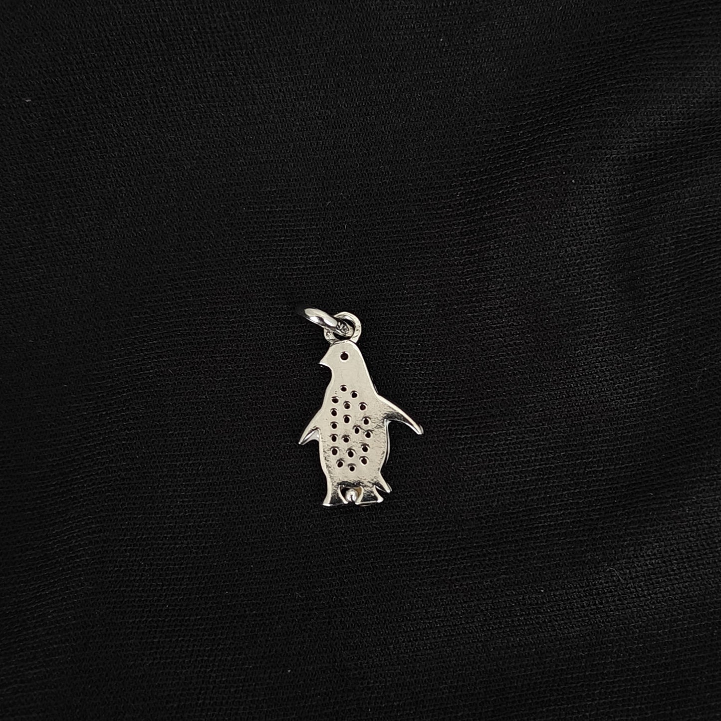 Silver penguin  pendant -RCRC24-7