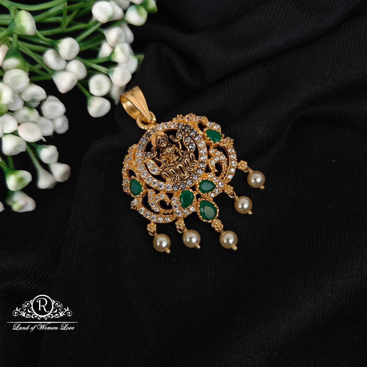 92.5 silver simple and cute locket - rc061m1346 92.5 silver ramala jewelry / ramala collections