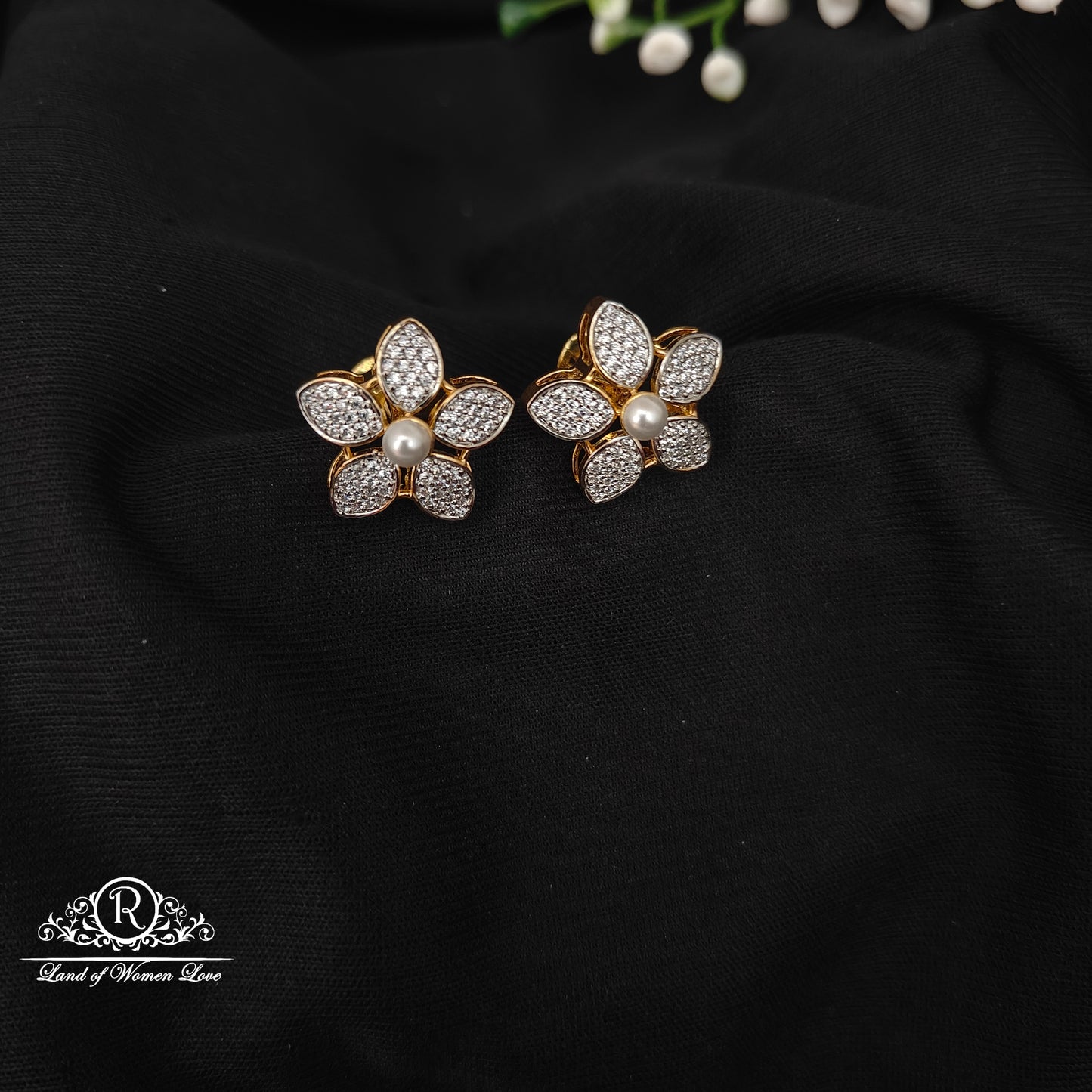 earrings 92.5 silver simple and cute diamond finishing earrings -rcm091256 92.5 silver ramala jewelry / ramala collections