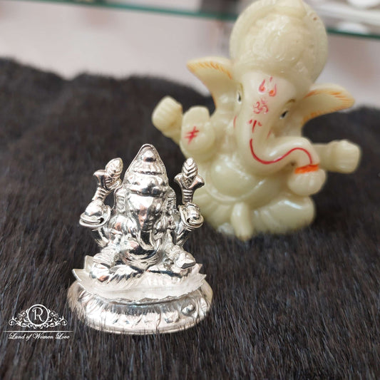 silver ganesh idols-s8500 92.5 silver ramala jewelry / ramala collections
