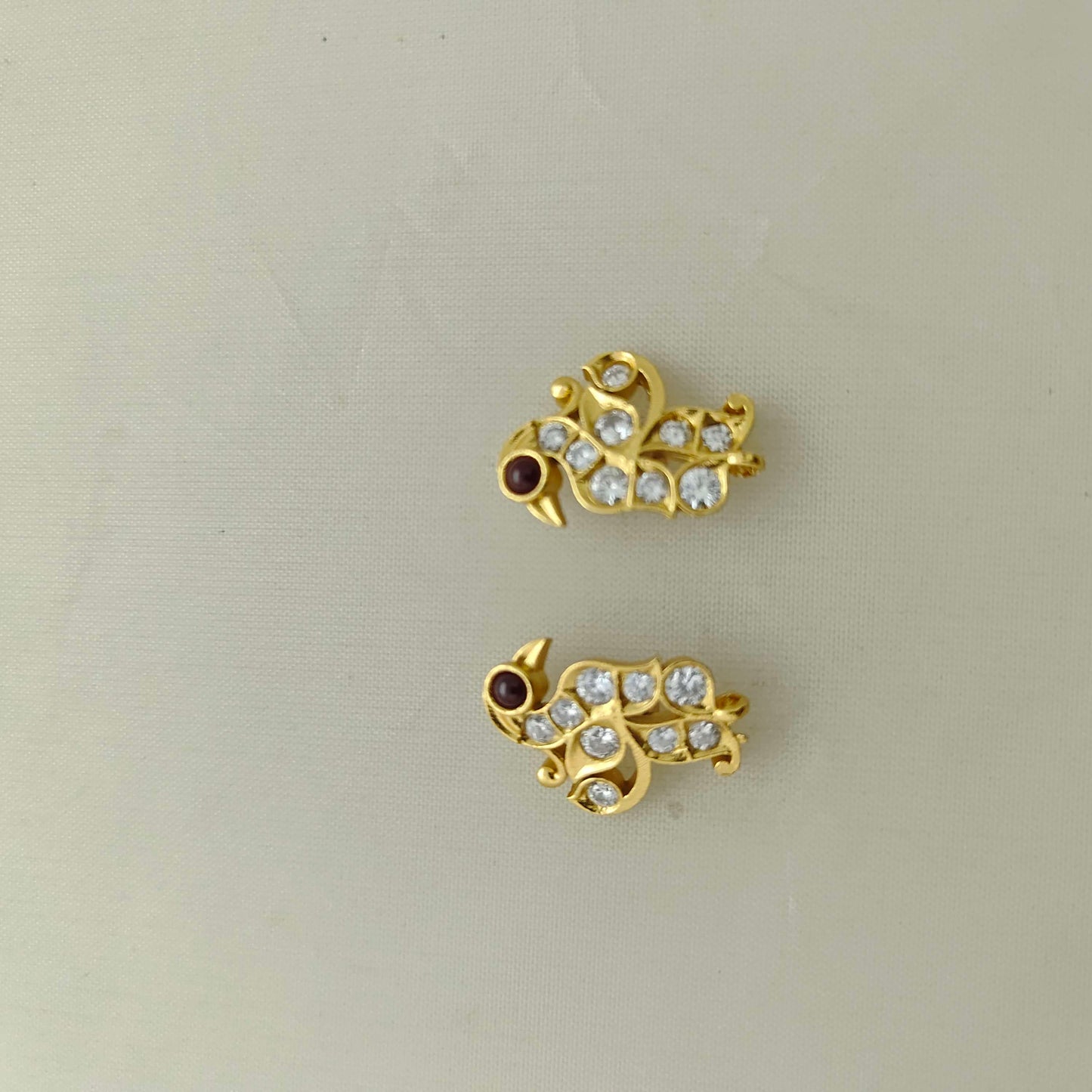 Silver peacock side locket-RCJR404