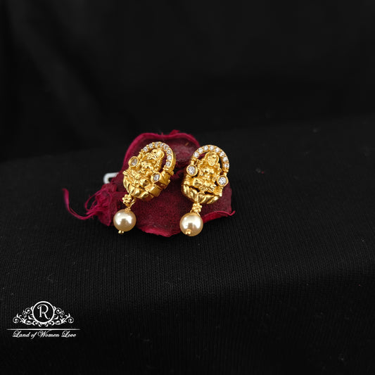 earrings silver lakshmi devi earrings -rcm390 92.5 silver ramala jewelry / ramala collections