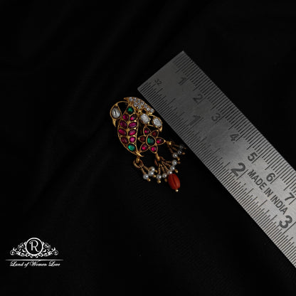 Silver peacock kundan pendant