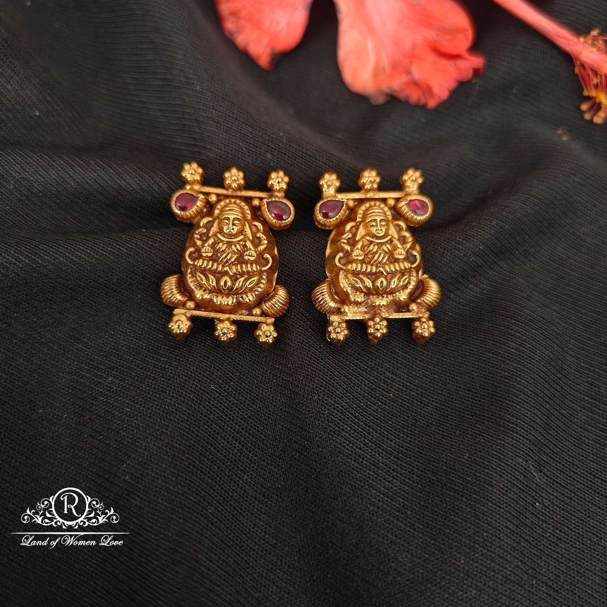 92.5 silver simple and cute side locket - rc06m1204 92.5 silver ramala jewelry / ramala collections