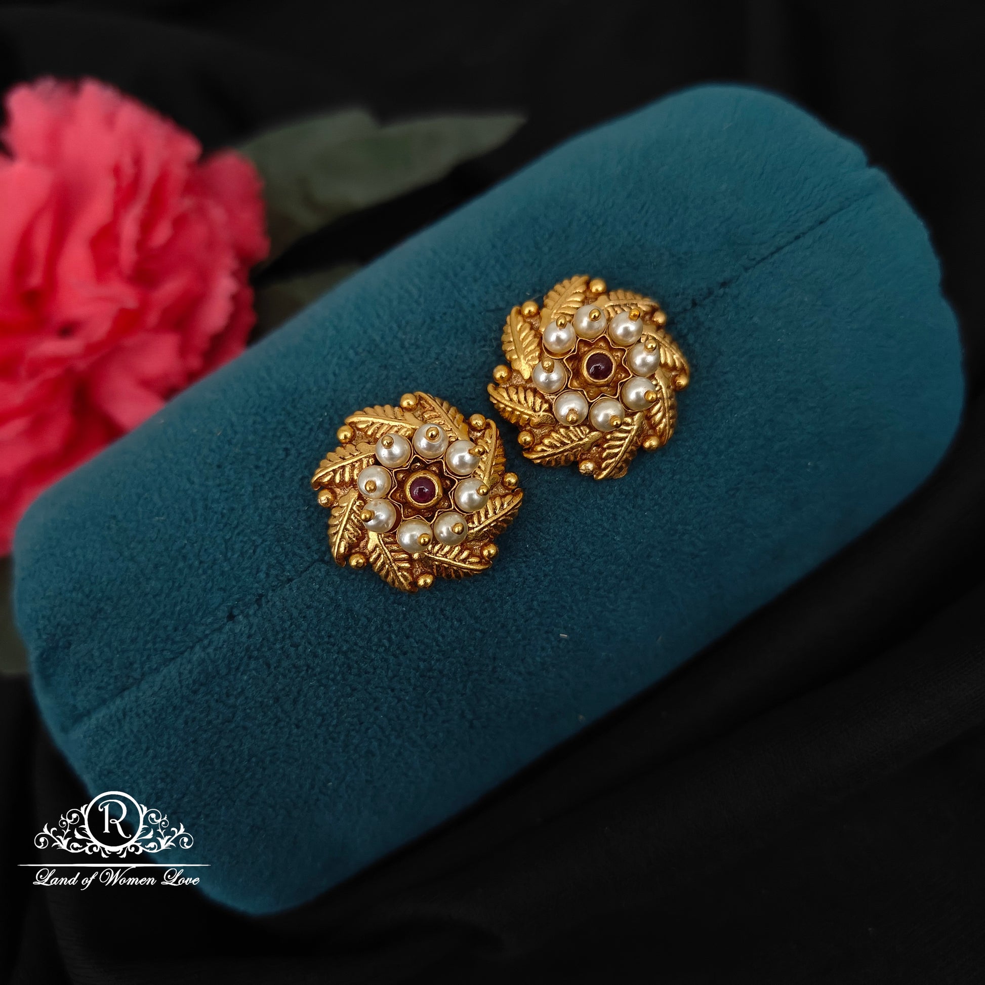 earrings 92.5 silver simple and cute earrings 92.5 silver ramala jewelry / ramala collections