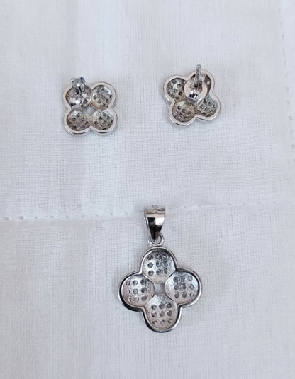 Silver earrings with pendent -RCG010