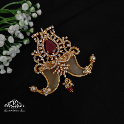 pendant 92.5 silver simple and cute cz- stones tiger nail pendant -rcjr881 cz 92.5 silver ramala jewelry / ramala collections