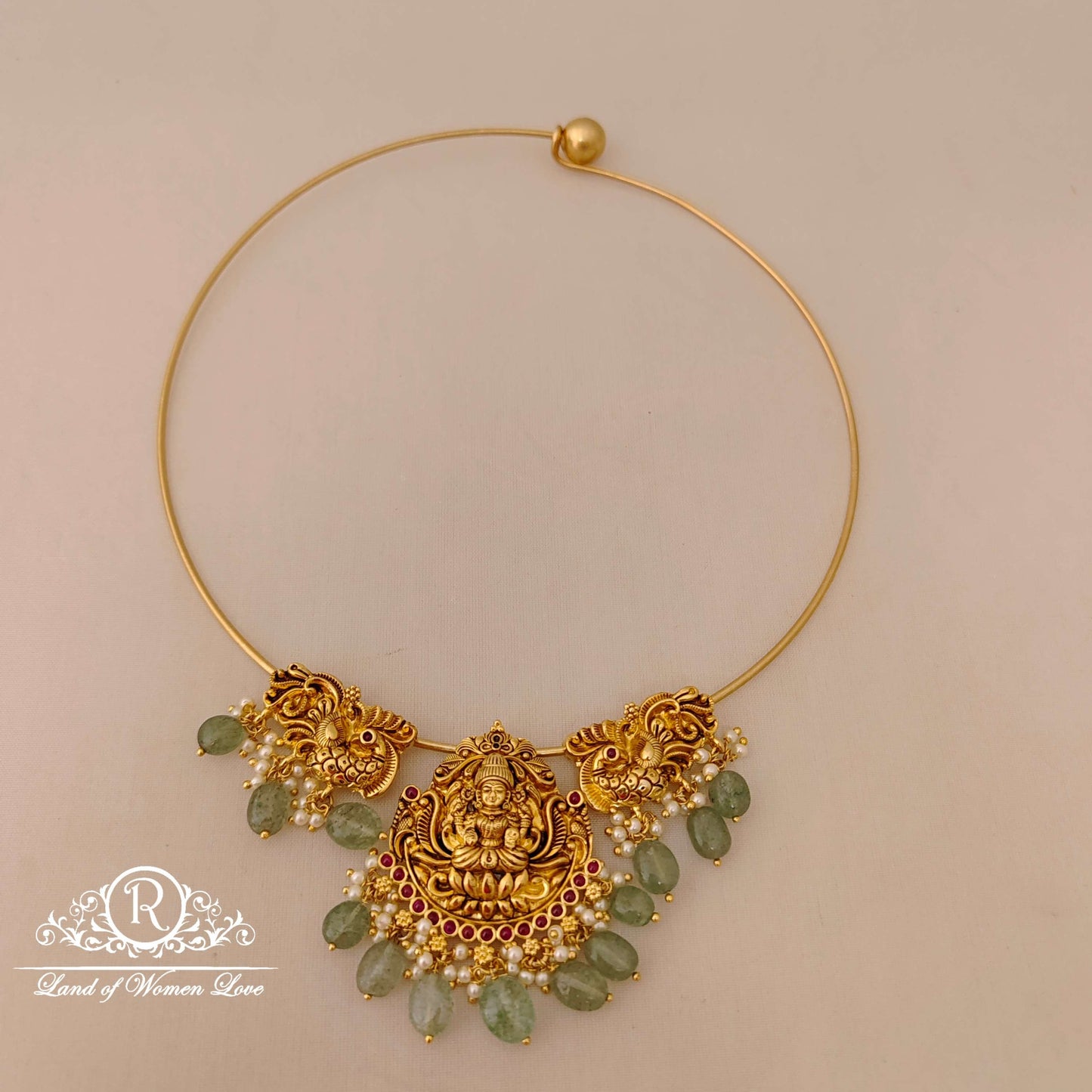 Silver hasil wire lakshmi locket with peacock design chocker-RCD337