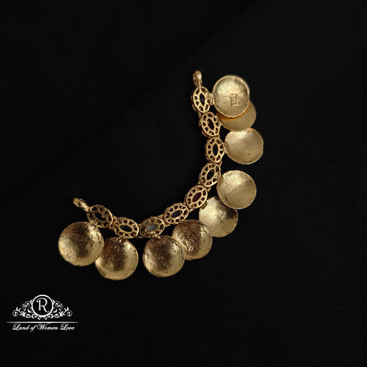 92.5 silver beautiful nakshi kasu mala locket with green stones -RCM193