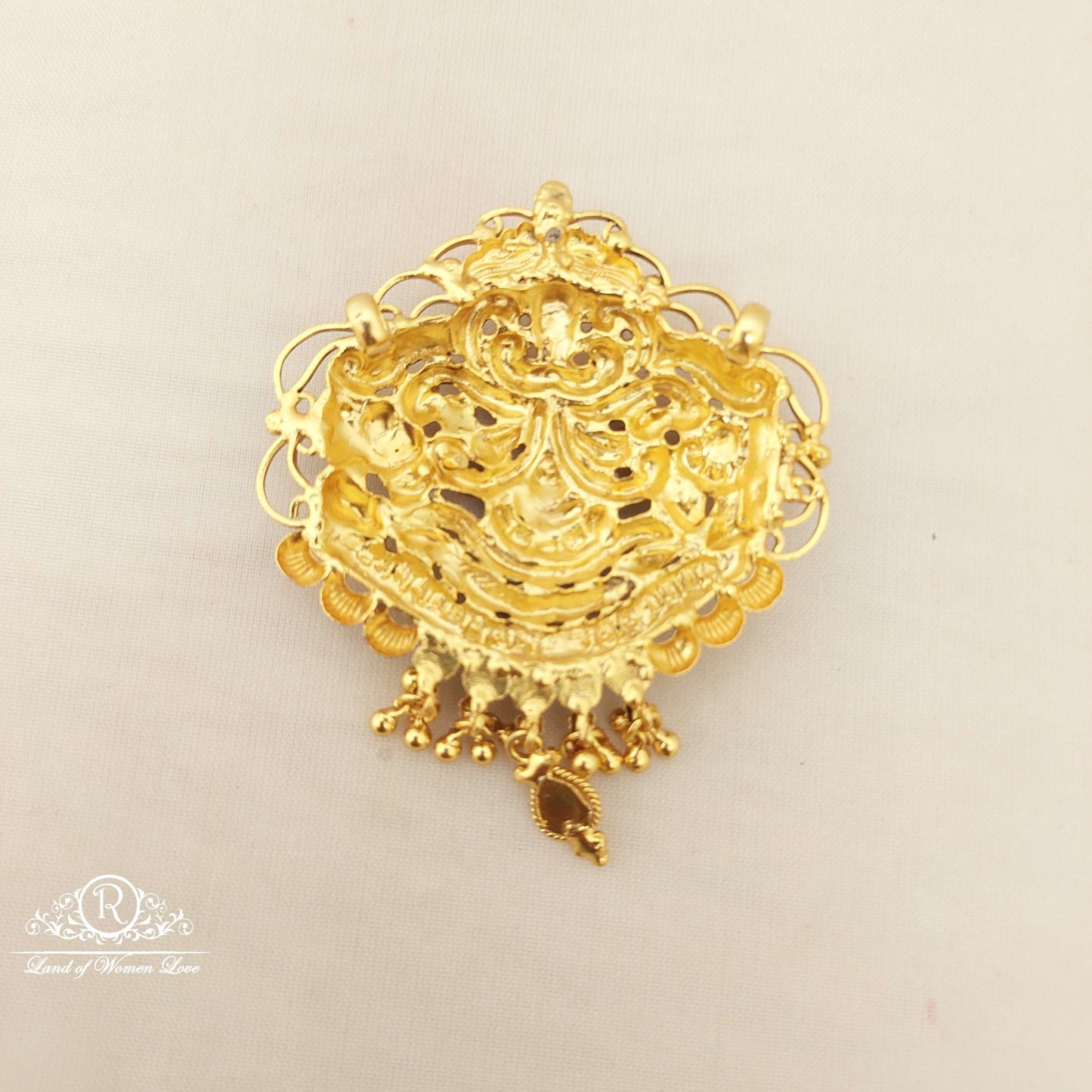 Silver Kempu Stones Locket-V046