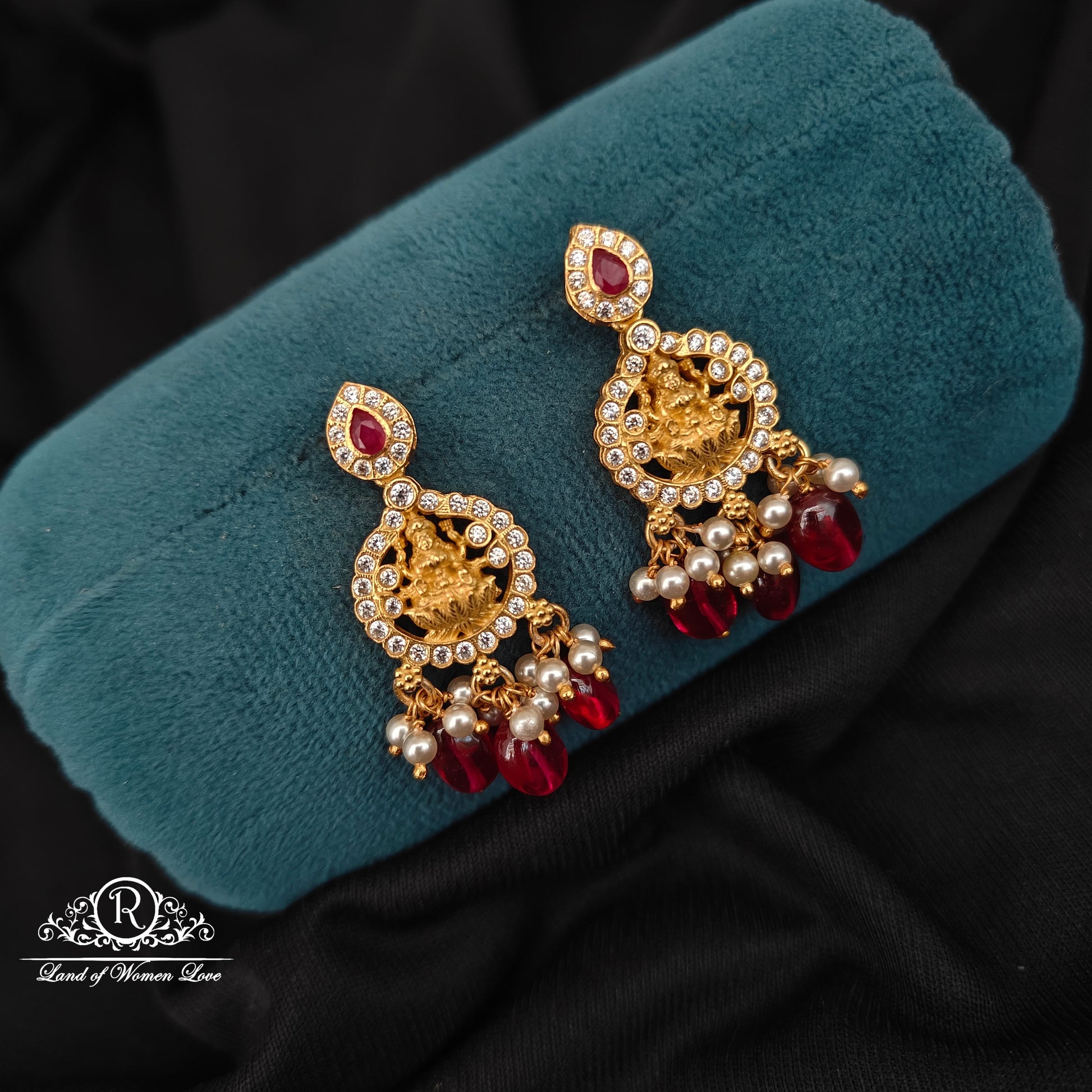 earrings 92.5 silver simple and cute lakshmi devi design earrings -rcm288 ruby 92.5 silver ramala jewelry / ramala collections