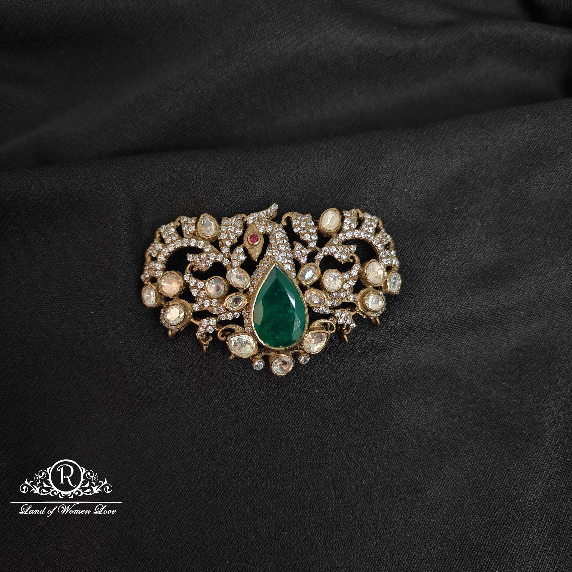 92.5 silver victorian peacock design side locket-rcm1111 92.5 silver ramala jewelry / ramala collections