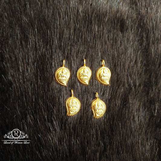 Silver Small Lakshmi Devi Mango Locket-A032