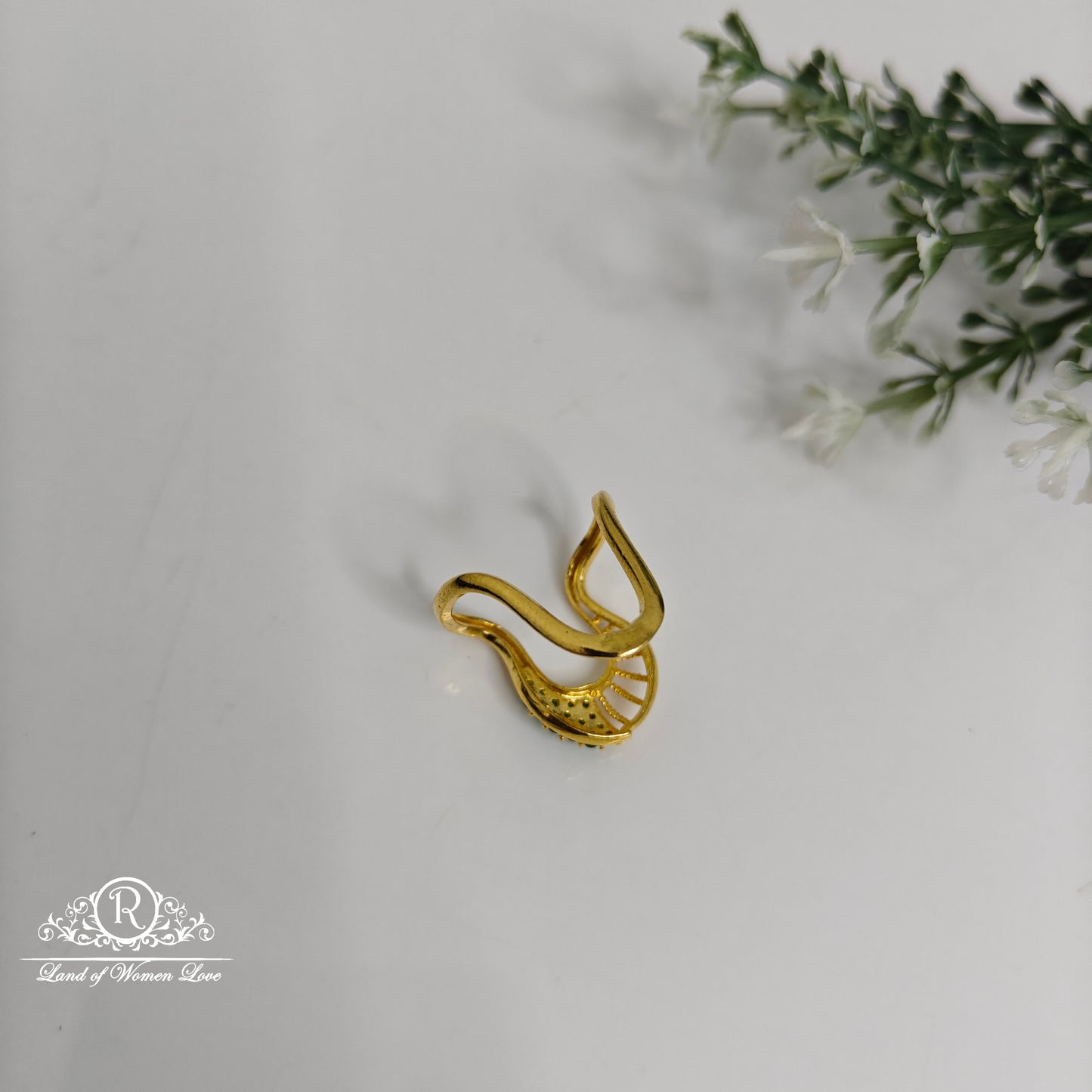 92.5 Silver CZ- Green stones Vanki Ring-RCDS0164