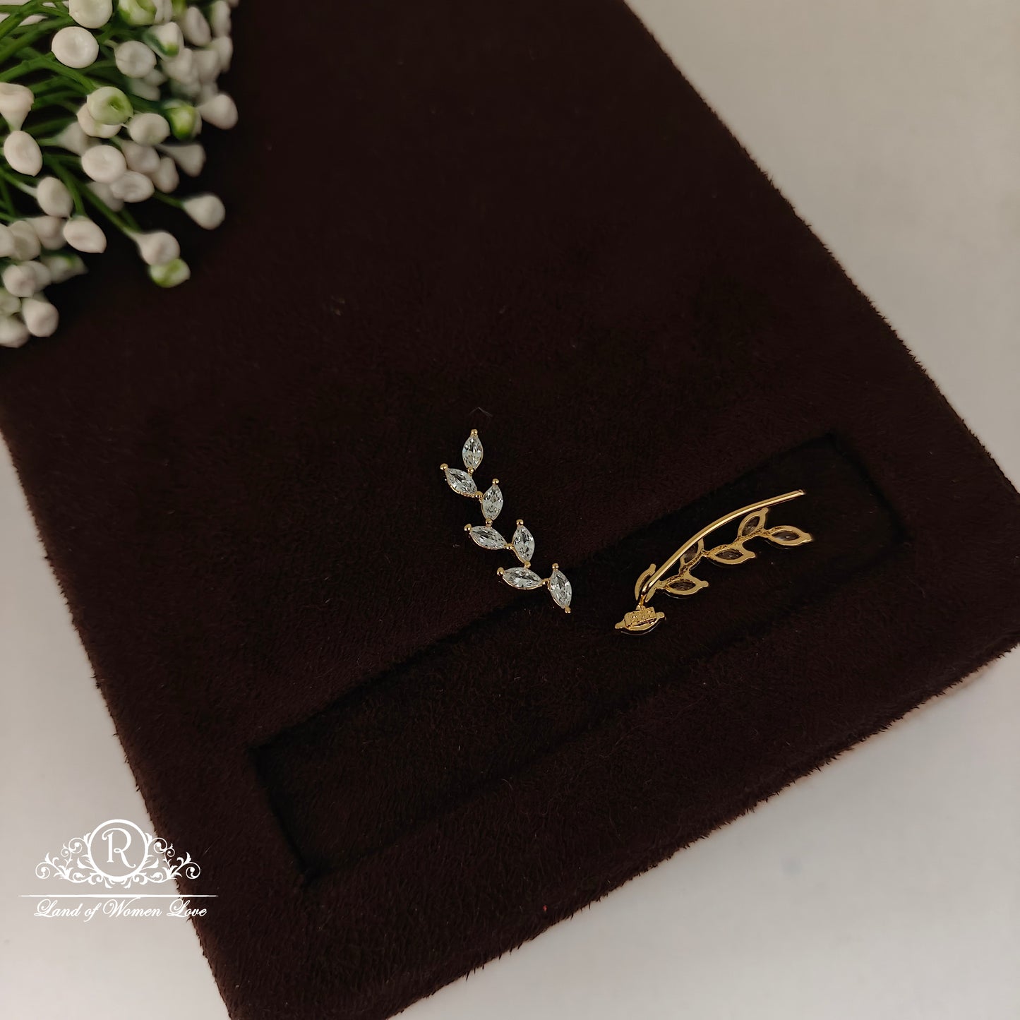 92.5 silver simple and Cute earcuffs with white stones -RCT344