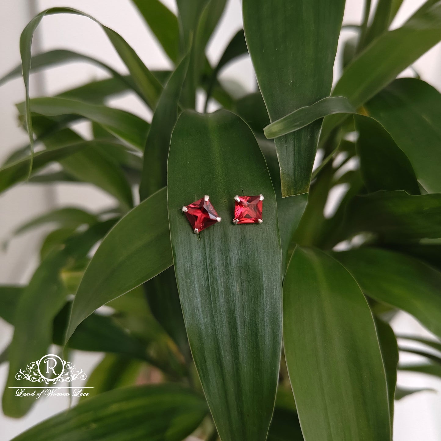 stud 92.5 silver red colour square stud earrings-rchs36-1 92.5 silver ramala jewelry / ramala collections